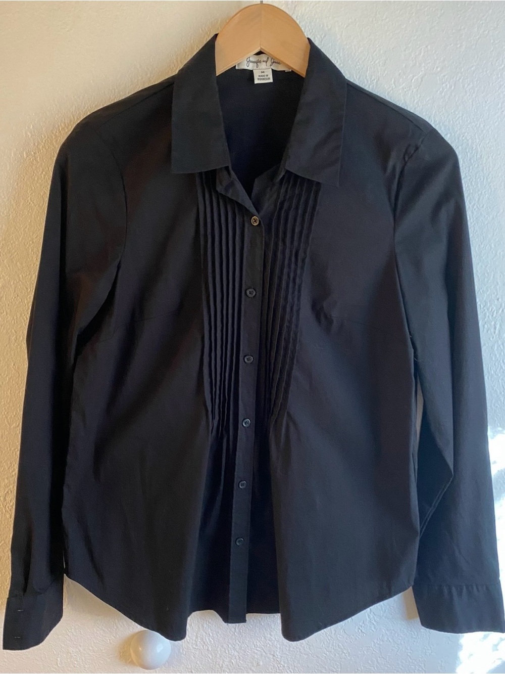 3/$20! Black Pleated Button-Down Top